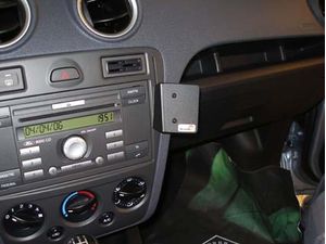 Brodit ProClip montážní konzole pro Ford Fusion 06-12, na střed vpravo