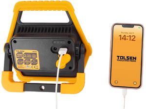 TOLSEN Újratölthető LED reflektor 3,7V, 4Ah, 10W