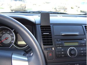 Brodit ProClip montážní konzole pro Nissan Tiida 07-11, na střed