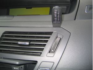 Brodit ProClip montážní konzole pro Citroen C4 Picasso 07-13, na střed vpravo