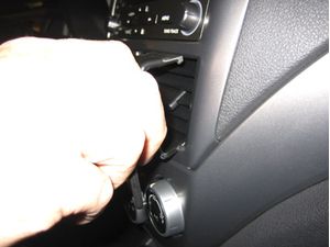 Brodit Монтажна скоба ProClip за Subaru Forester 08-12/Impreza 08-12, по средата