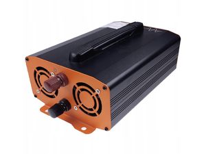 HOULI Power Inverter měnič napětí z 12V na 230V, 1300W/2600W, čistá sinusoida