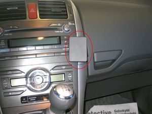 Brodit ProClip montážní konzole pro Toyota Auris 07-12 (jen bez navigace), na střed vpravo