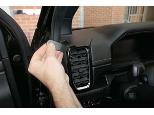 Brodit Монтажна скоба ProClip за Ford Ranger/Ranger Wildtrak 23-24, лява решетка