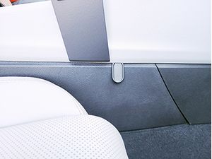 Brodit Монтажна скоба ProClip за Jeep Grand Cherokee 21-24, от центъра надясно до долу