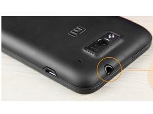 Záslepka 3,5mm audio jack konektoru s nástrojem pro vyjmutí SIM (krytka pro 3,5mm jack), 1ks, černá