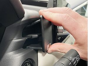 Brodit Монтажна скоба ProClip за Honda HR-V 22-24, централна лява