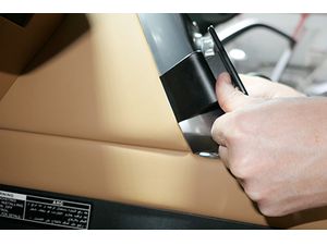 Brodit Монтажна скоба ProClip за Lexus LX Series 22-24, централна лява