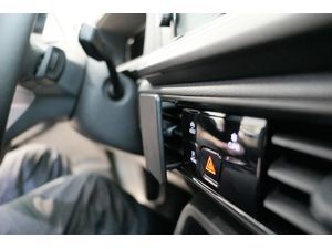Brodit ProClip pro Volkswagen Caddy/Caddy Cargo 21-24/Ford Tourneo Connect 23-24, na střed