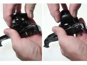 AdaptorBrodit pentru montarea suportului TomTom pentru iPhone/iPod Touch pe ProClip Brodit.