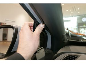 Brodit ProClip montážní konzole pro Volkswagen ID.4 21-24/ID.5 23-24, vlevo na sloupek