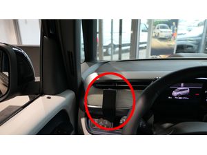 Brodit ProClip pro Volkswagen ID. Buzz 23-24, (ne Cargo), vlevo pod mřížku ventilace