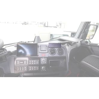 Монтажна скоба Brodit ProClip за Renault T 23-25, за център, подсилена