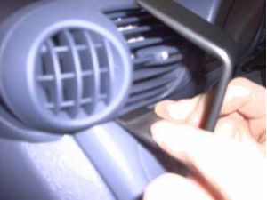 Brodit ProClip Halterung für Mercedes Benz C-Klasse (180-320) 01-06/CLC-Klasse 09-11, links