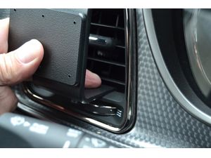 Brodit ProClip montážní konzole pro Dodge Challenger 15-23, vlevo na mřížku