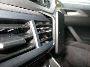 Brodit ProClip montážní konzole pro Volkswagen Polo 18-24, na střed