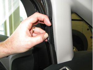 Brodit Монтажна скоба ProClip за Ford C-Max 11-18/Grand C-Max 11-18, отляво към колоната
