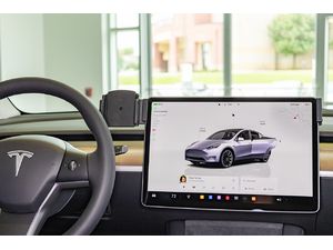 Монтажна скоба Brodit ProClip за Tesla Model 3 18-24/Model Y 20-25, централна лява част