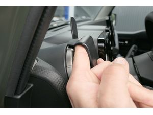 Brodit ProClip montážní konzole pro Suzuki Jimny 19-24, vlevo na mřížku