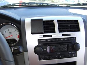 Brodit ProClip montážní konzole pro Dodge Caliber 07-09, Jeep Compass/Patriot 07-08, na střed