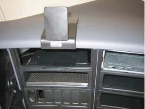 Brodit Монтажна скоба ProClip за Scania R-series 05-09, централна лява