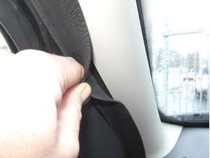 Brodit ProClip montážní konzole pro Dacia Duster 14-17, vlevo na sloupek