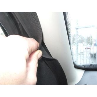 Brodit ProClip montážní konzole pro Dacia Duster 14-17, vlevo na sloupek