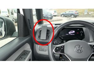 Brodit ProClip montážní konzole pro Volkswagen ID. Buzz Cargo 23-24, vlevo na mřížku ventilace