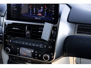 Brodit ProClip montážní konzole pro Lexus GX Series 22-23, na střed vpravo