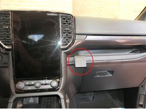 Brodit ProClip за Ford Ranger/Ranger Wildtrak 23-24, за мобилен телефон, за пътника отдясно
