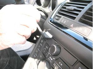 Brodit ProClip montážní konzole pro Opel Meriva 11-17, na střed