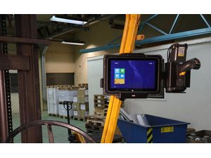 Brodit държач за Zebra ET56/ET55/ET51/ET50 10.1 в оригинална рамка, AMPS/VESA75