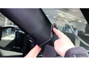 Brodit ProClip montážní konzole pro Mercedes Benz E-Class Sedan/Stationwagon 24-25, vlevo na sloupek