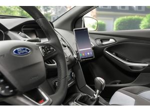 Brodit ProClip Halterung für Ford Focus 15-18, Mitte rechts