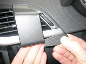 Brodit Монтажна скоба ProClip за Peugeot 207 06-14, лява