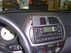 Brodit ProClip Halterung für Toyota RAV 4 01-03, mittig