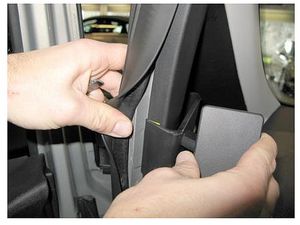 Brodit ProClip montážní konzole pro Ford B-Max 13-18, vlevo na sloupek