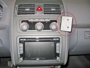 Brodit Suport de montare ProClip pentru Volkswagen Touran 03-15, centru dreapta