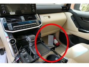 Brodit ProClip montážní konzole pro Toyota LandCruiser 300 21-24, na střed vpravo dolů