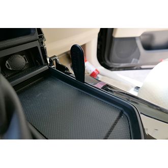 Brodit ProClip montážní konzole pro Toyota LandCruiser 300 21-24, na střed vpravo dolů