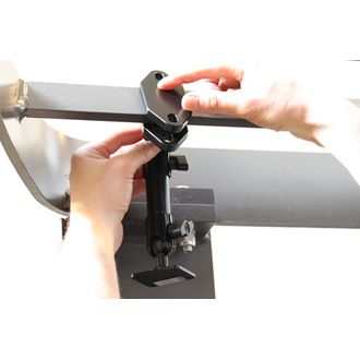 Montážní podstavec s kulovými čepy, výška 172 mm, pro uchycení na profil 5-130mm a šířkou max 72mm