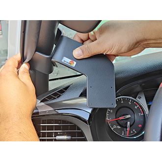 Brodit Монтажна скоба ProClip за Toyota HiLux 16-24, отляво на колоната