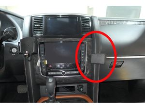 Brodit ProClip montážní konzole pro Nissan Patrol 20-21, na střed vpravo