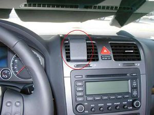 Brodit ProClip a Volkswagen Golf I/O Variant 07-09/Jetta 06-10, szerdán