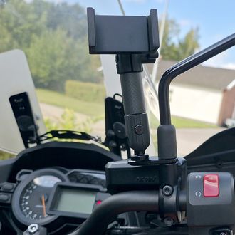 Brodit MOTO mobiltelefontartó 56-92 mm, kar 123 mm, tükör átmérő 10 mm, karbon