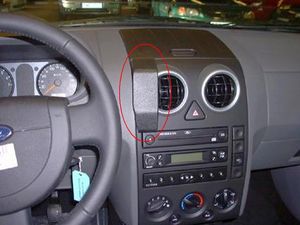 Brodit Suport de montare ProClip pentru Ford Fusion 03-05, centru stânga