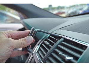 Brodit ProClip montážní konzole pro Ford Explorer/Explorer Sport 16-19, na střed