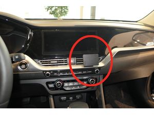 Brodit Монтажна скоба ProClip за Kia Niro 20-23, централно дясно