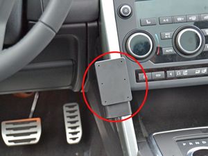Brodit ProClip montážní konzole pro Land Rover Discovery Sport 15-19, na střed