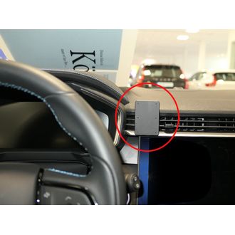 Brodit ProClip Lynk & Co 01 20-25,  na střed